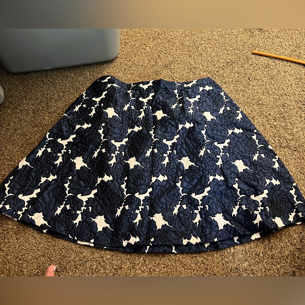 Blue/White Floral skirt with pockets